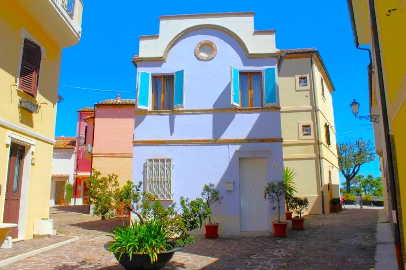 Cielo Terra Luna, In Centro A Numana Exteriör bild